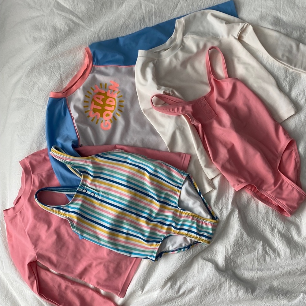 ⭐️3 for $20⭐️ 2 SPF 50 Swimsuits 3 SPF 50 long-sleeve swim shirts